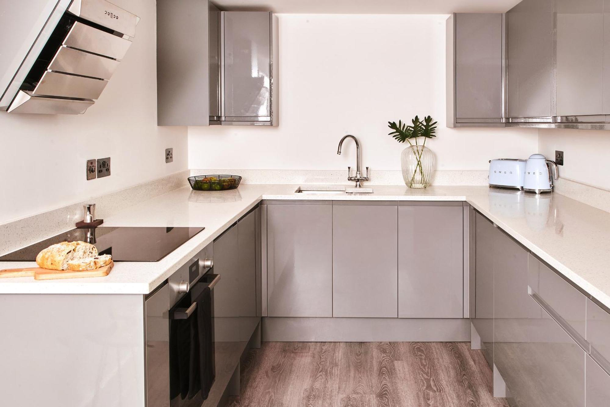 The Moorings - Stylish Duplex Apartment On Torquay Harbourside Экстерьер фото